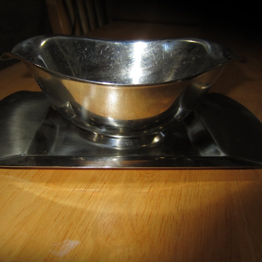 Gravy Boat & Underplate Stainless Steel Inox Tramontina 18/10 Brasil Retro